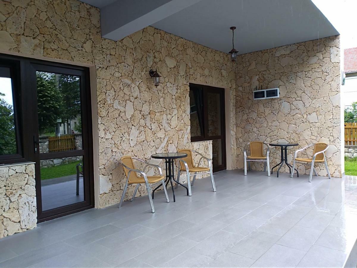 Ferienwohnung Casa Roka Ieşelniţa Exterior foto