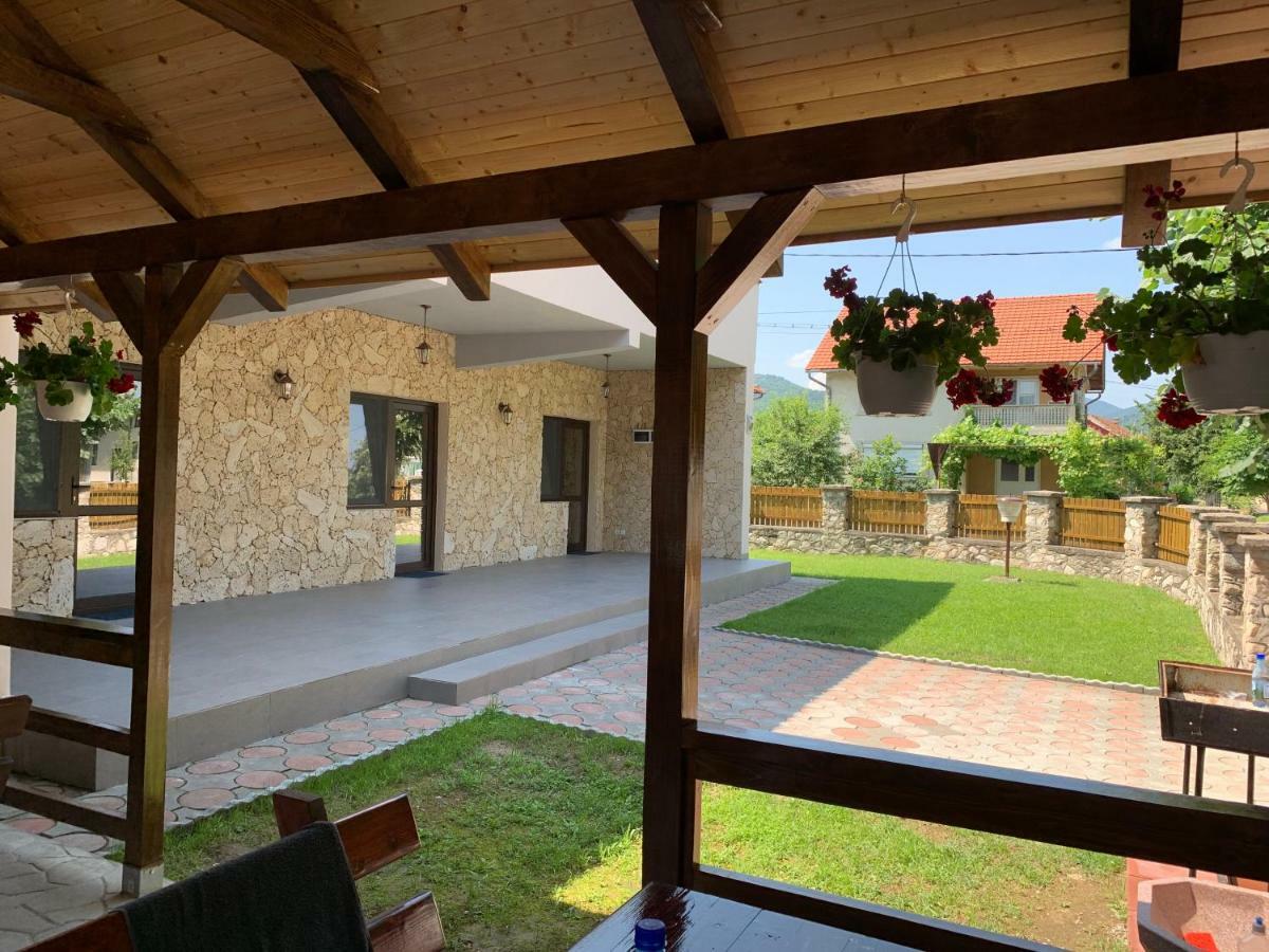 Ferienwohnung Casa Roka Ieşelniţa Exterior foto