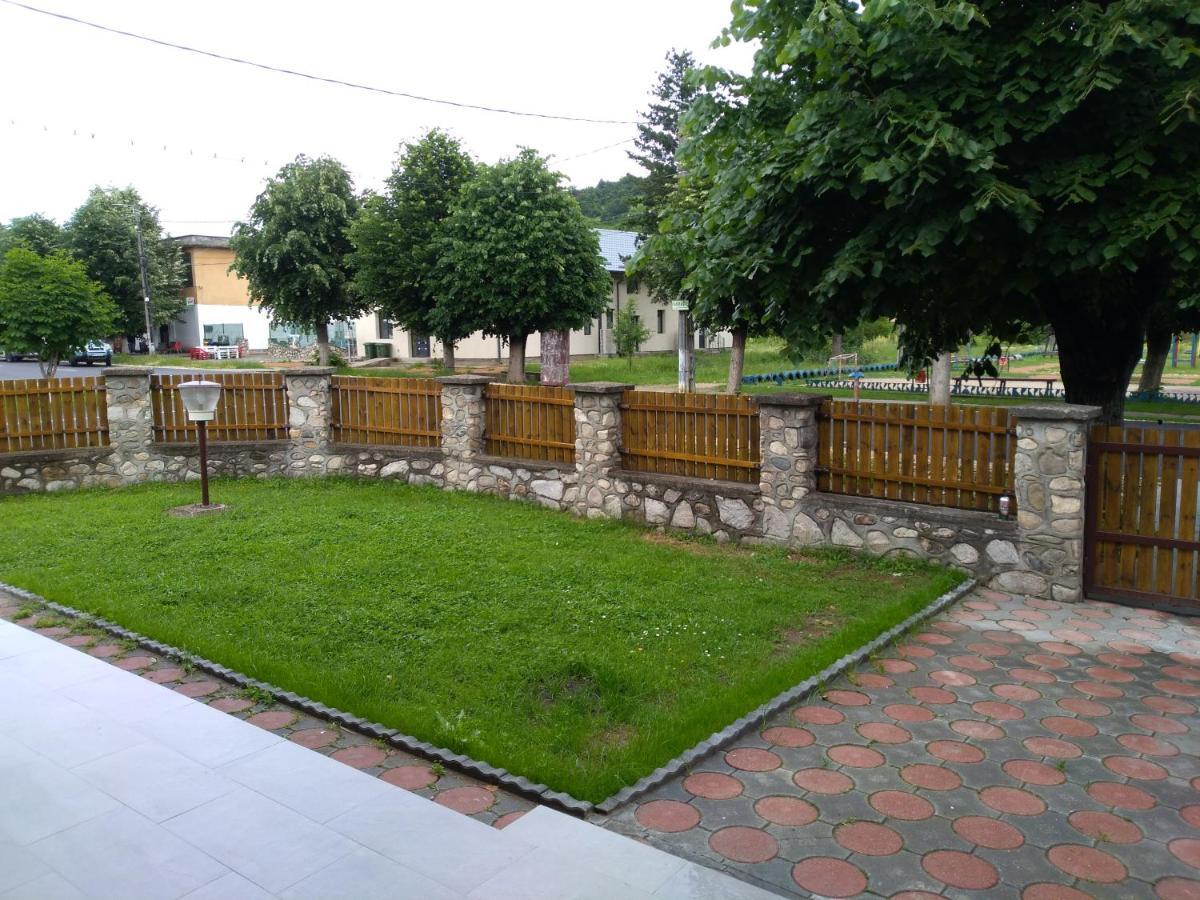 Ferienwohnung Casa Roka Ieşelniţa Exterior foto